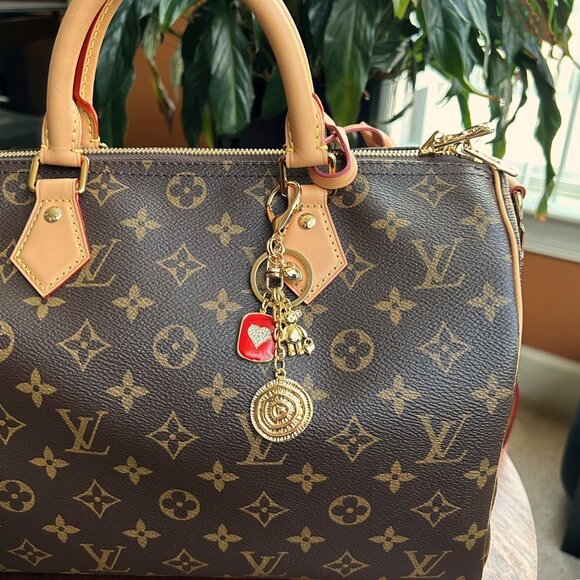 SPIRAL HEART Bag Charm 💕 - Picture 2 of 9